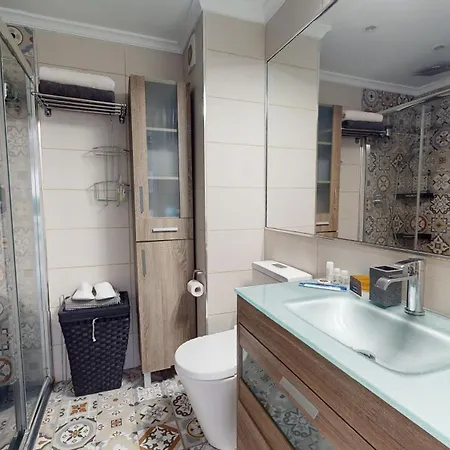 شقة Casa Luz Mar - A Holiday Management Property تورّيفيِخا